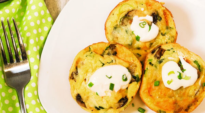 Grandma’s Breakfast Bites with Cheese Sauce