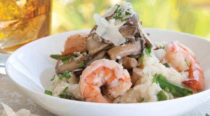 Mushroom Risotto with Shrimp and Asparagus Mushroom Risotto with Shrimp and Asparagus