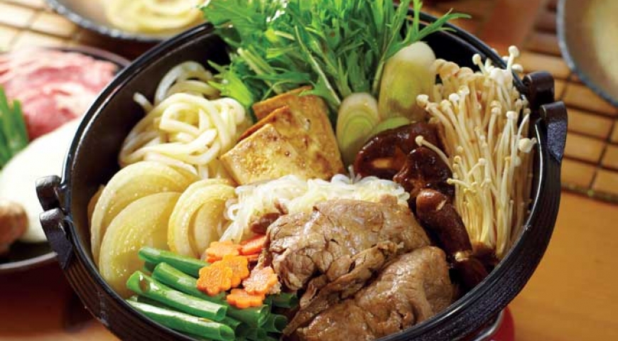 Yosenabe Seafood and Vegetable Hot Pot Recipe