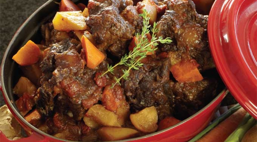 Red Wine Braised Oxtail Stew
