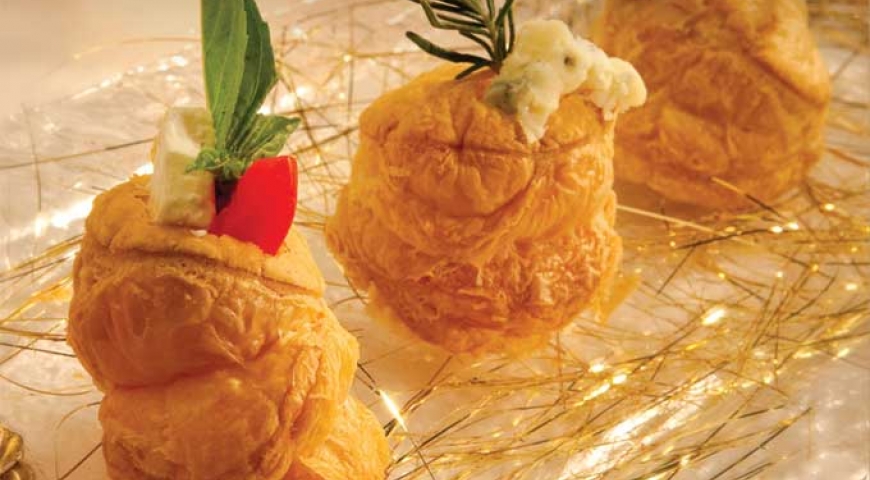 Savory Puff Pastry Delights Savory Puff Pastry Delights