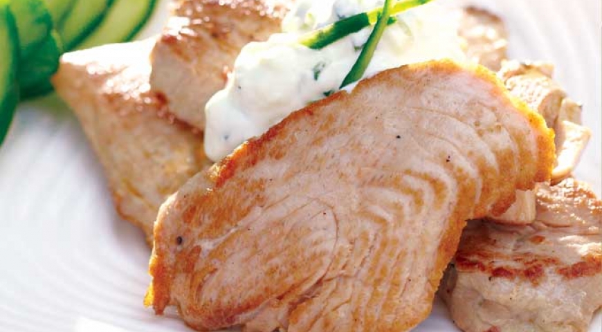 Seared Ahi with Cucumber Wasabi Cream Sauce Seared Ahi with Cucumber Wasabi Cream Sauce