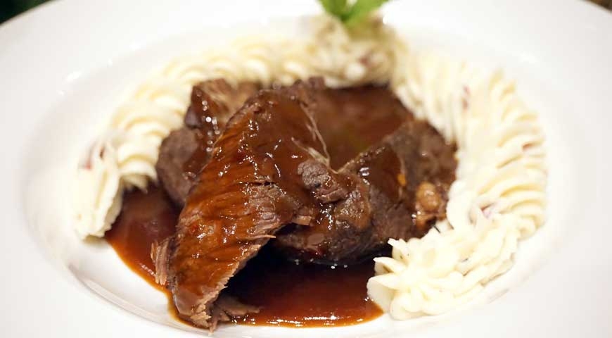 Kona Braised Boneless Short-Rib with Ancho Chili Sauce