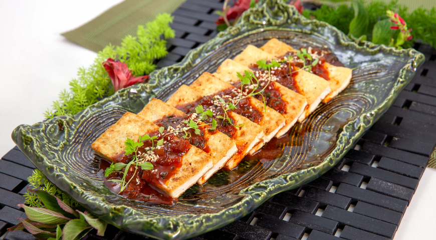 Sautéed Tofu in Soy Sauce (Dubu Jorim)