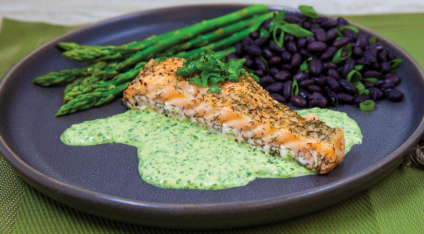 Baked Salmon with Cilantro Jalapeño Yogurt Sauce