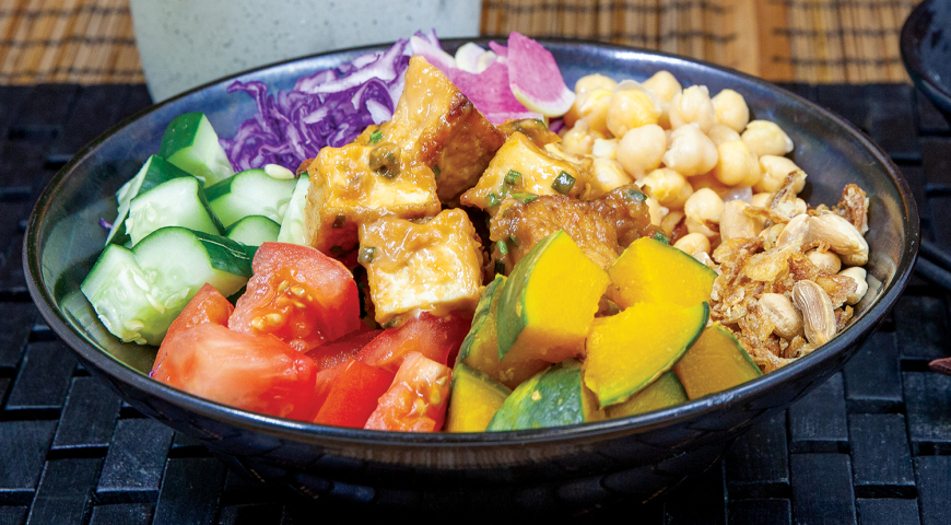 Spicy Peanut Sauce Tofu Buddha Bowl