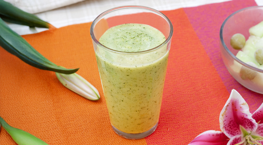 Matcha Melon Smoothie