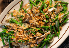 Image of Sautéed Long Bean & Mushroom 